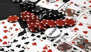 Antarmuka aplikasi mobile kpktogel menampilkan slot Aviator dan Sweet Bonanza